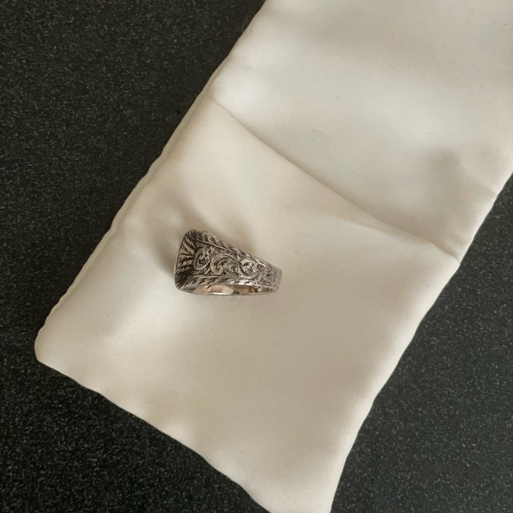 Gucci Ring - Picture 2 of 5